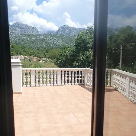 Rujno * Starigrad Paklenica