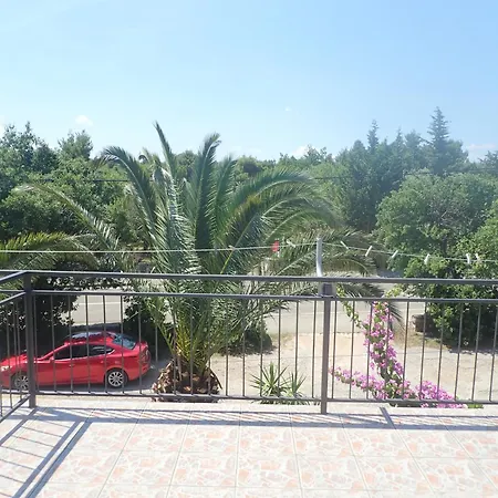 Rujno Apartamento Starigrad Paklenica